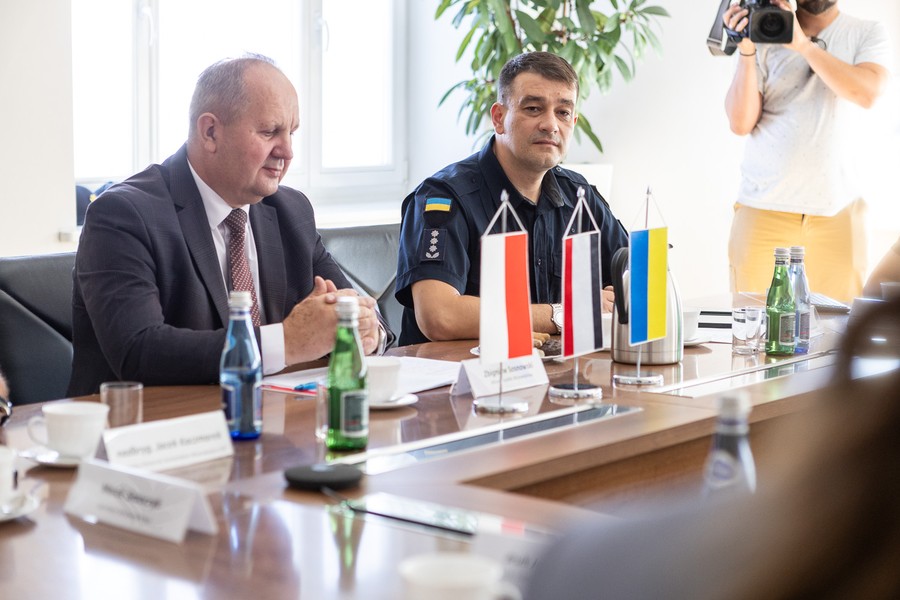 Spotkanie z przedstawicielami ukraińskich służb ratowniczych, fot. Szymon Zdziebło/tarantoga.pl dla UMWKP