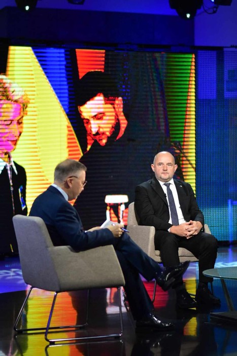 Debata telewizyjna na temat akcesji Ukrainy do UE, fot. Mieszko Matusiak/UMWKP