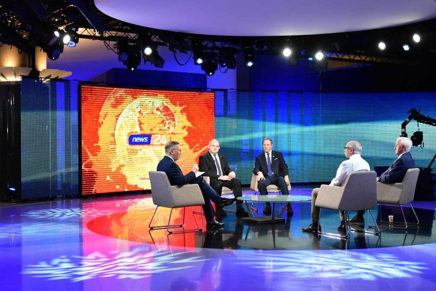 Debata telewizyjna na temat akcesji Ukrainy do UE, fot. Mieszko Matusiak/UMWKP