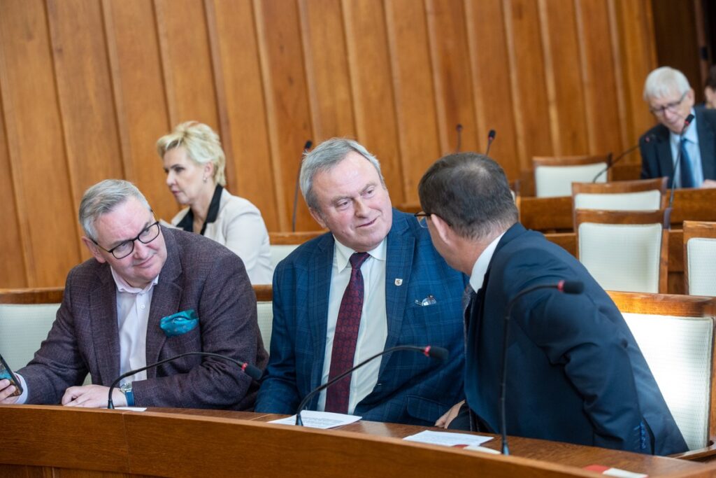 Sesja sejmiku województwa, 27 listopada 2023, fot. Mikołaj Kuras dla UMWKP