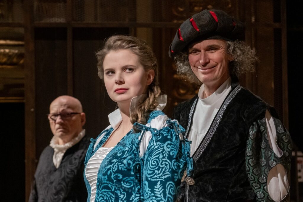 Spektakl „Układ splątany. Kopernik i inni” jest czwartą premierą w tym roku przygotowaną przez Teatr Horzycy fot. Wojtek Szabelski