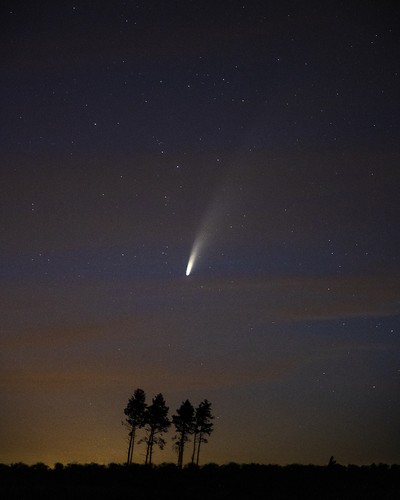 Kometa NEOWISE widoczna w lipcu 2020 roku fot. Marek Nikodem