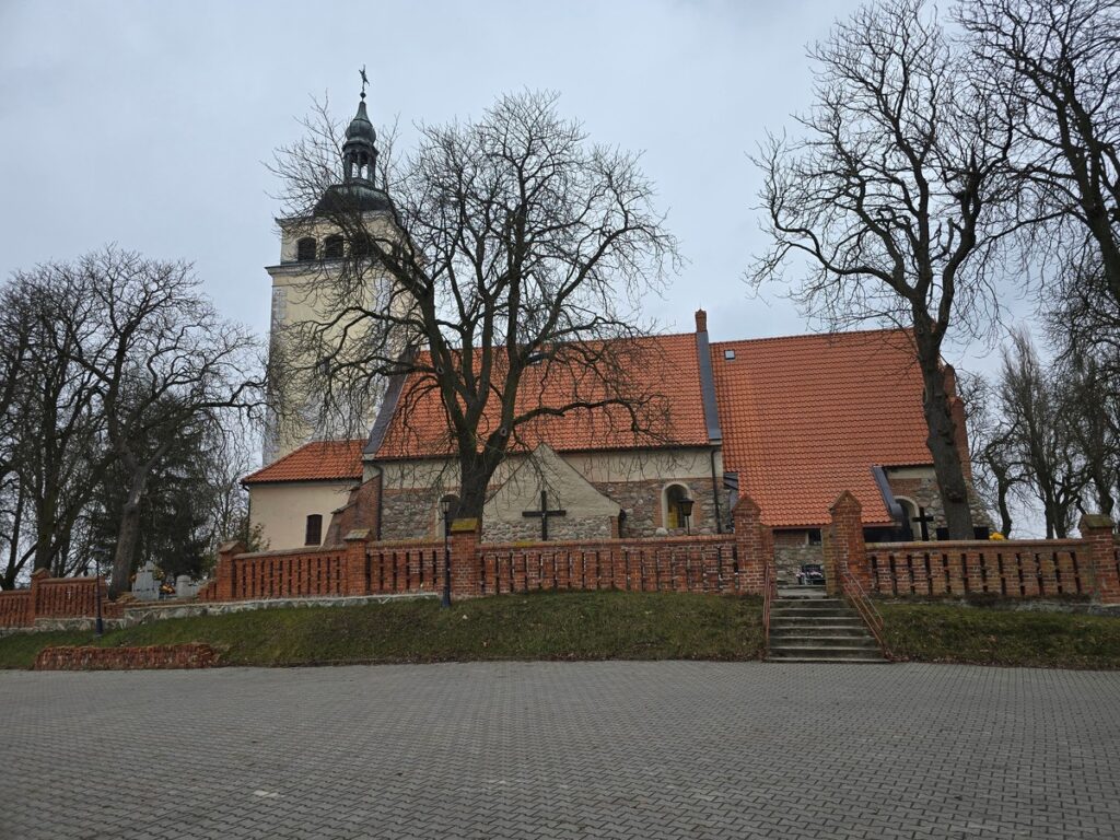 Kościół p.w. Św. Małgorzaty w Płużnicy - zdj. własne Parafii