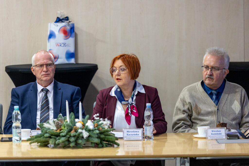 17.12.2024 - posiedzenie plenarne Kujawsko-Pomorskiej Wojewódzkiej Rady Dialogu Społecznego, podsumowujące rok 2024 r., fot. Mikołaj Kuras dla UMWKP