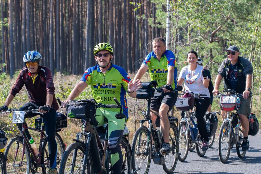 Rowerowa wycieczka krajoznawcza, fot. ED FOTO