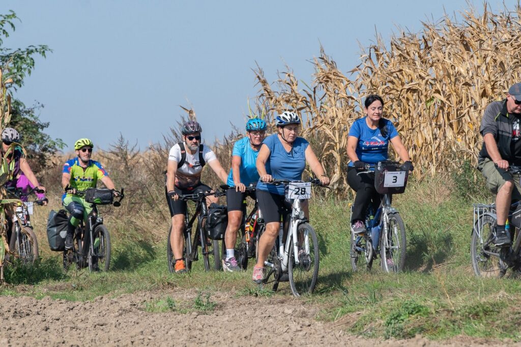 Rowerowa wycieczka krajoznawcza, fot. ED FOTO