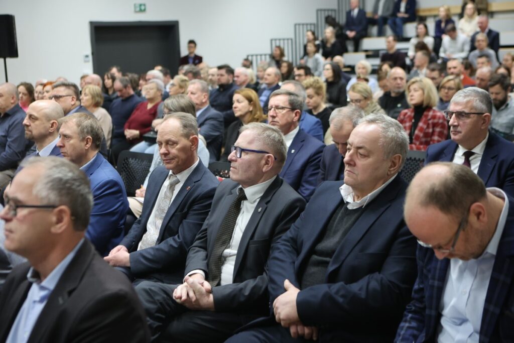 Debata „Uchwała antysmogowa – dobro czy zło”, fot. Mikołaj Kuras dla UMWKP