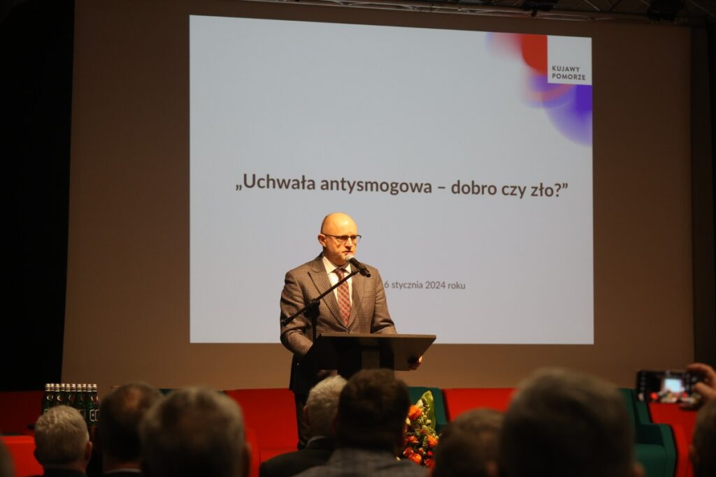 Debata „Uchwała antysmogowa – dobro czy zło”, fot. Mikołaj Kuras dla UMWKP
