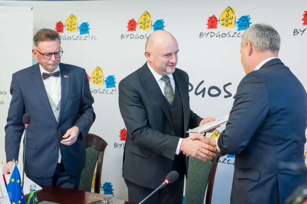 Ceremonia podpisania umowy, fot. Tomasz Czachorowski/eventphoto.com.pl dla UMWKP