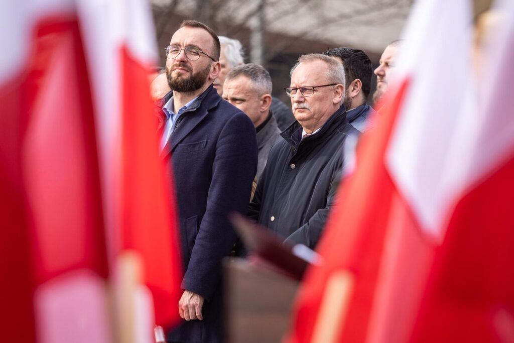 Toruńskie obchody Narodowego Dnia Pamięci Żołnierzy Wyklętych, fot. Szymon Zdziebło/tarantoga.pl dla UMWKP