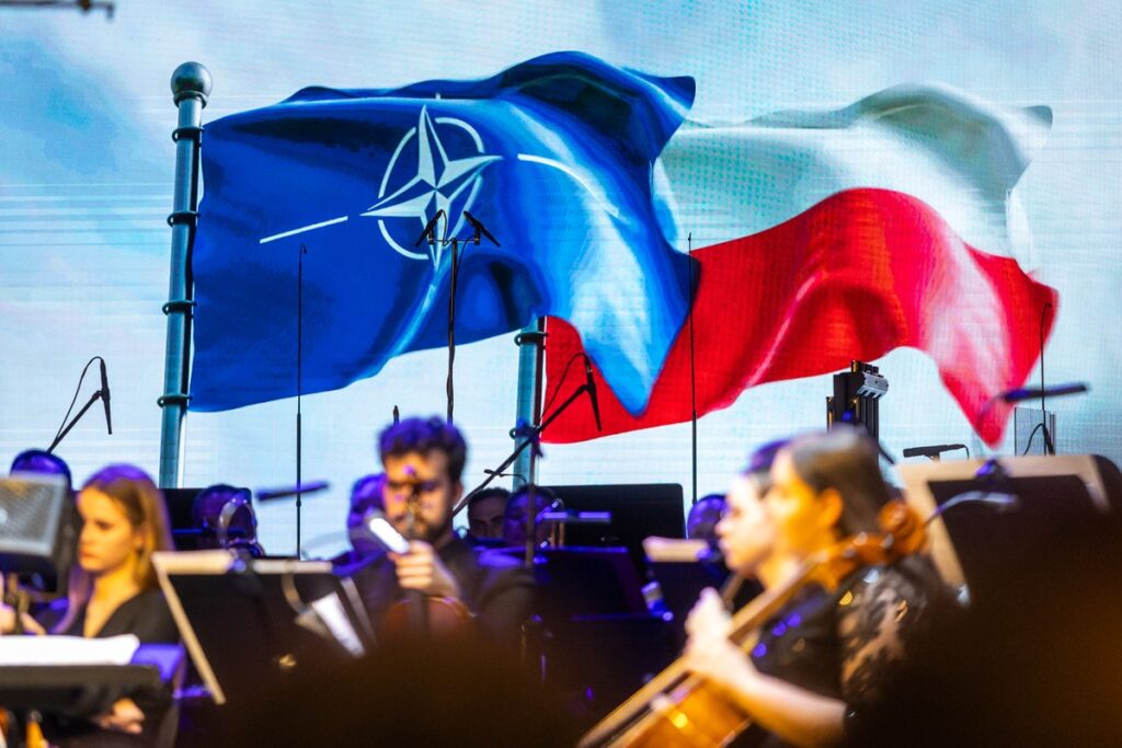Uroczysta gala z okazji 25. rocznicy wstąpienia Polski do NATO, fot. Szymon Zdziebło/tarantoga.pl dla UMWKP