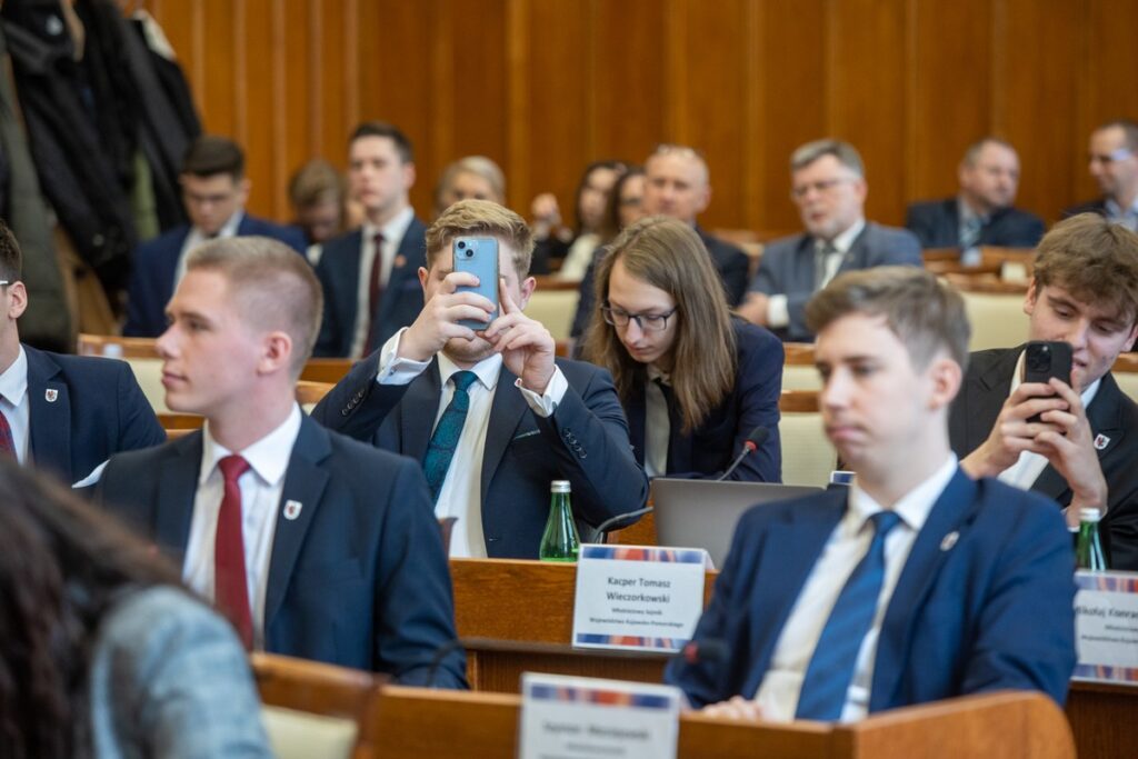 Młodzieżowy Sejmik Województwa podsumował kadencję, fot. Mikołaj Kuras dla UMWKP
