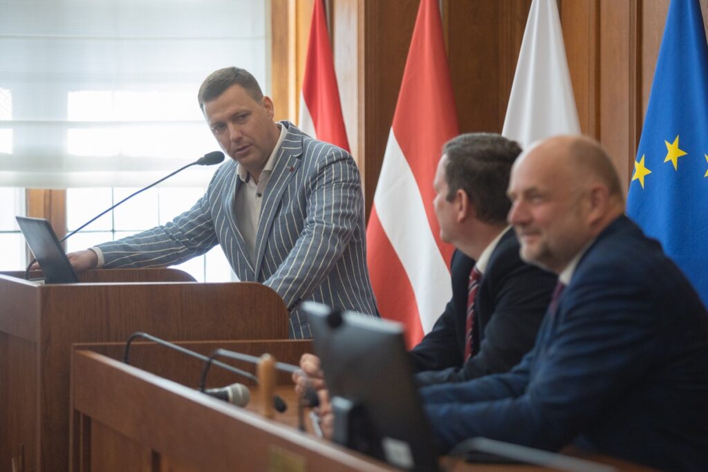 Spotkanie z delegacją samorządowców z Łotwy, fot. Mikołaj Kuras dla UMWKP