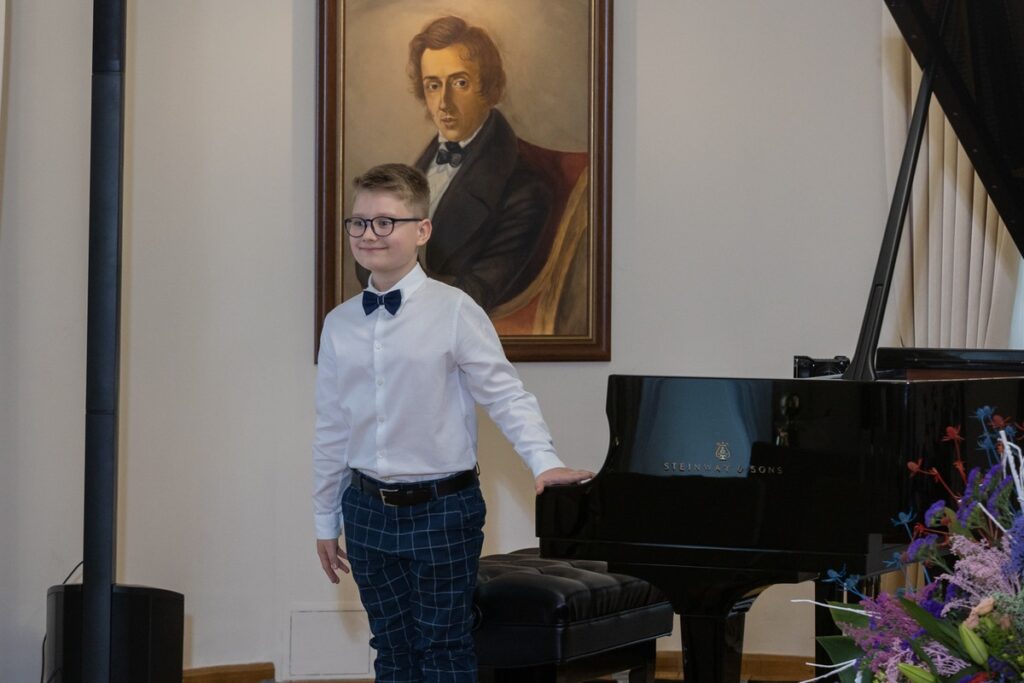 Pierwszy dzień Konkursu Pianistycznego w Szafarni fot. Mikołaj Kuras dla UMWKP