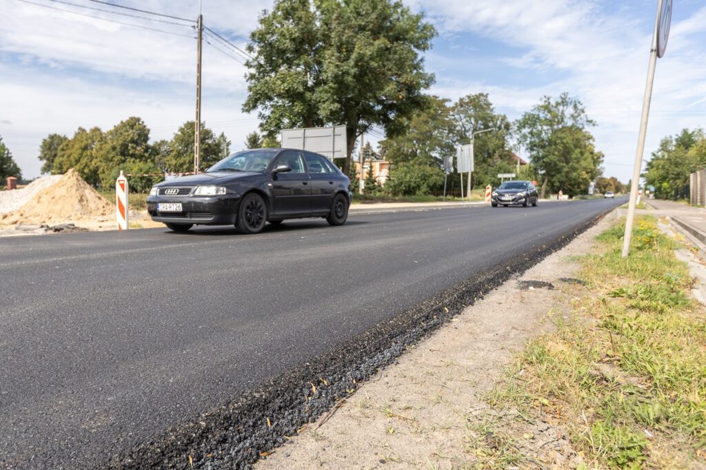 Modernizacja DW 266 Radziejów-Dobre, fot. Szymon Zdziebło/tarantoga.pl dla UMWKP