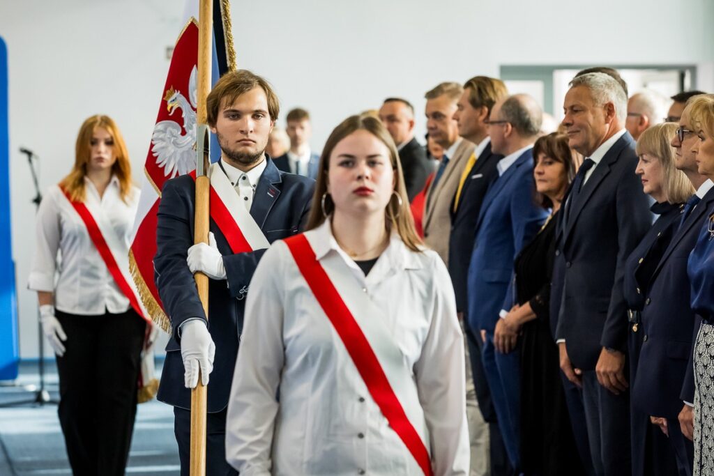 Rozpoczęcie roku szkolnego w Bydgoszczy fot. Tomasz Czachorowski/eventphoto.com.pl dla UMWKP