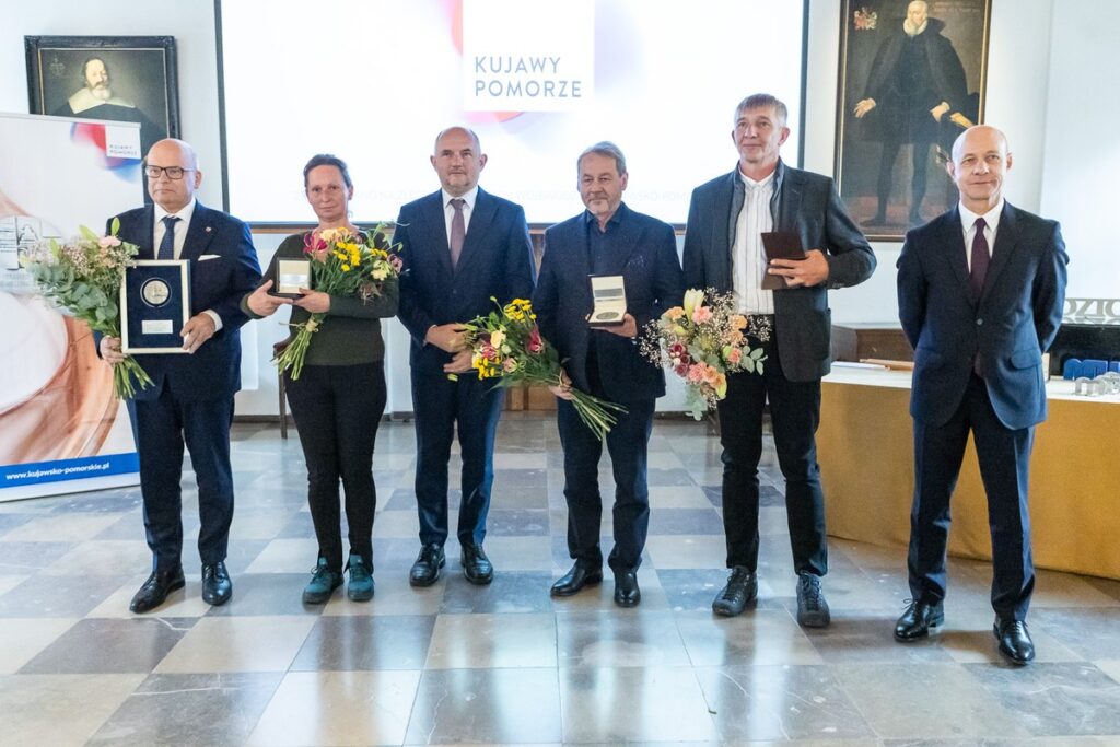 Wręczenie medali Hereditas Saeculorun i wyróżnień Musejon, fot. Szymon Zdziebło/tarantoga.pl dla UMWKP