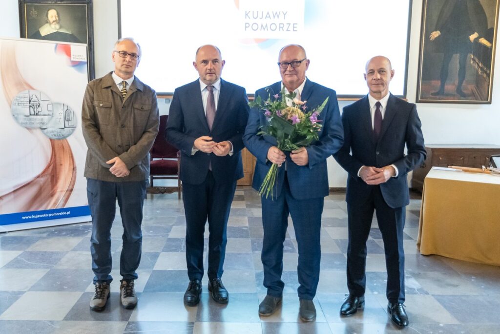 Wręczenie medali Hereditas Saeculorun i wyróżnień Musejon, fot. Szymon Zdziebło/tarantoga.pl dla UMWKP