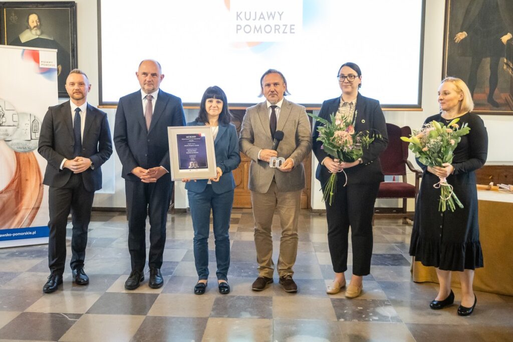 Wręczenie medali Hereditas Saeculorun i wyróżnień Musejon, fot. Szymon Zdziebło/tarantoga.pl dla UMWKP