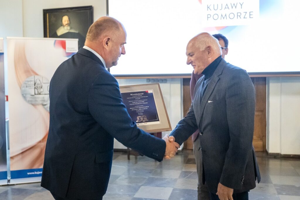 Wręczenie medali Hereditas Saeculorun i wyróżnień Musejon, fot. Szymon Zdziebło/tarantoga.pl dla UMWKP