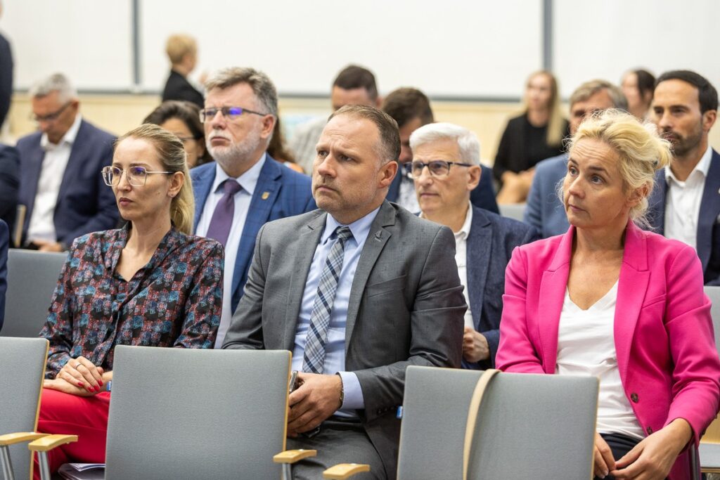 Spotkanie w sprawie wdrażania polityki terytorialnej, fot. Szymon Zdziebło/tarantoga dla UMWKP