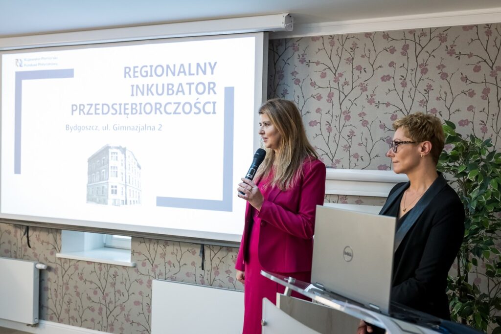 Otwarcie drugiej części Regionalnego Inkubatora Przedsiębiorczości w Bydgoszczy. Fot. Tomasz Czachorowski eventphoto.com.pl dla UMWKP