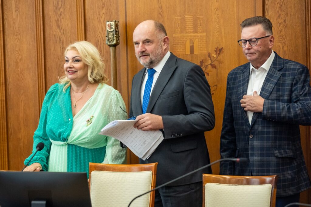 Ceremonia wręczenia umów FEdKP 2021-2027, fot. Andrzej Goiński/UMWKP