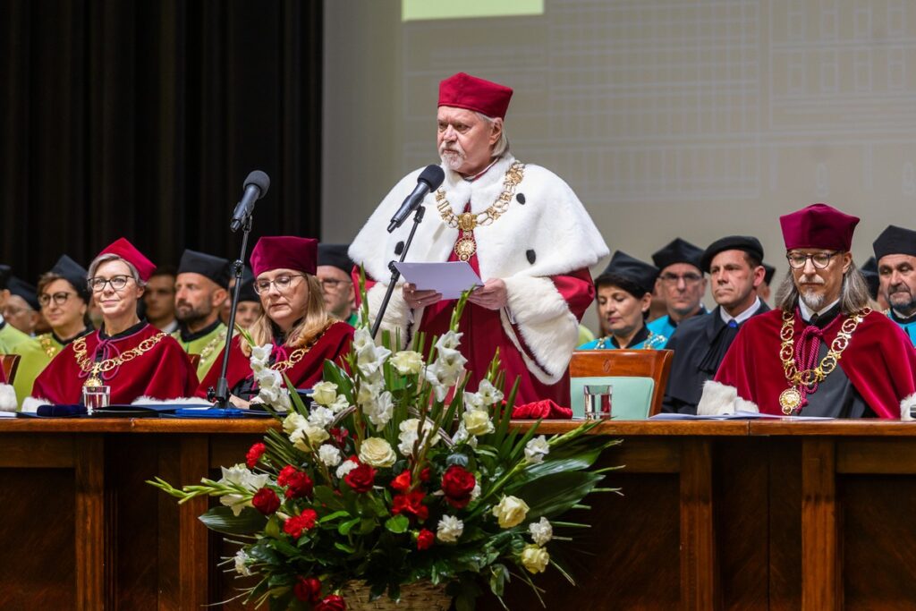 Inauguracja roku akademickiego na UMK, fot. Szymon Zdziebło/tarantoga.pl dla UMWKP