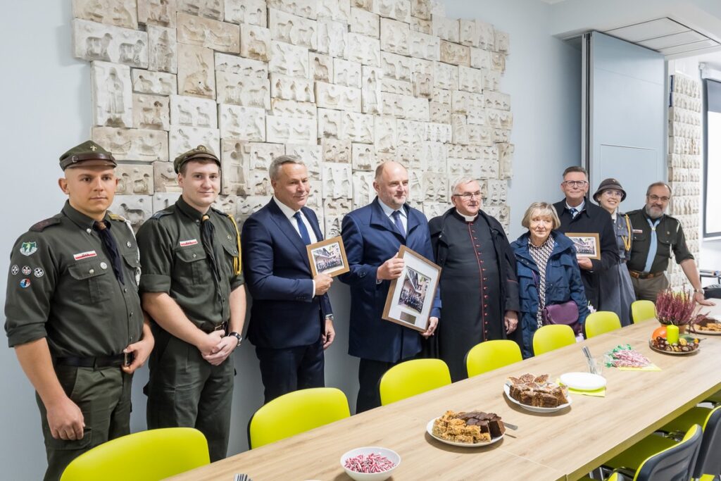 Opening of the Scout Base in Bydgoszcz, photo by Tomasz Czachorowski/eventphoto.com.pl for UMWKP