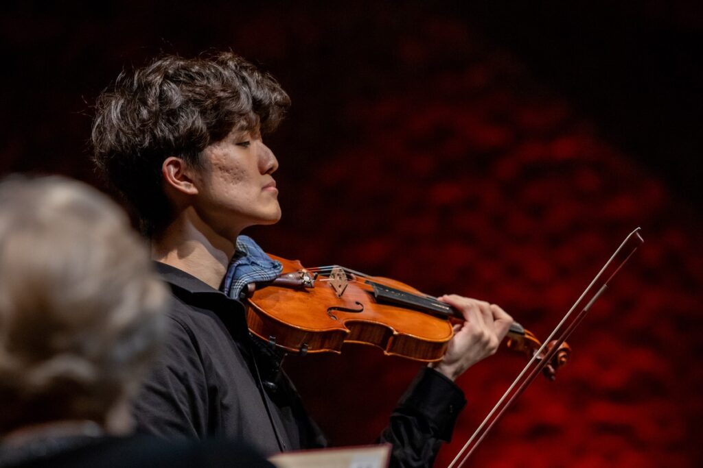 The brilliant Sunjae Ok, winner of the 6th International Karol Lipiński Violin Competition, photo by Agnieszka Bielecka/City of Toruń