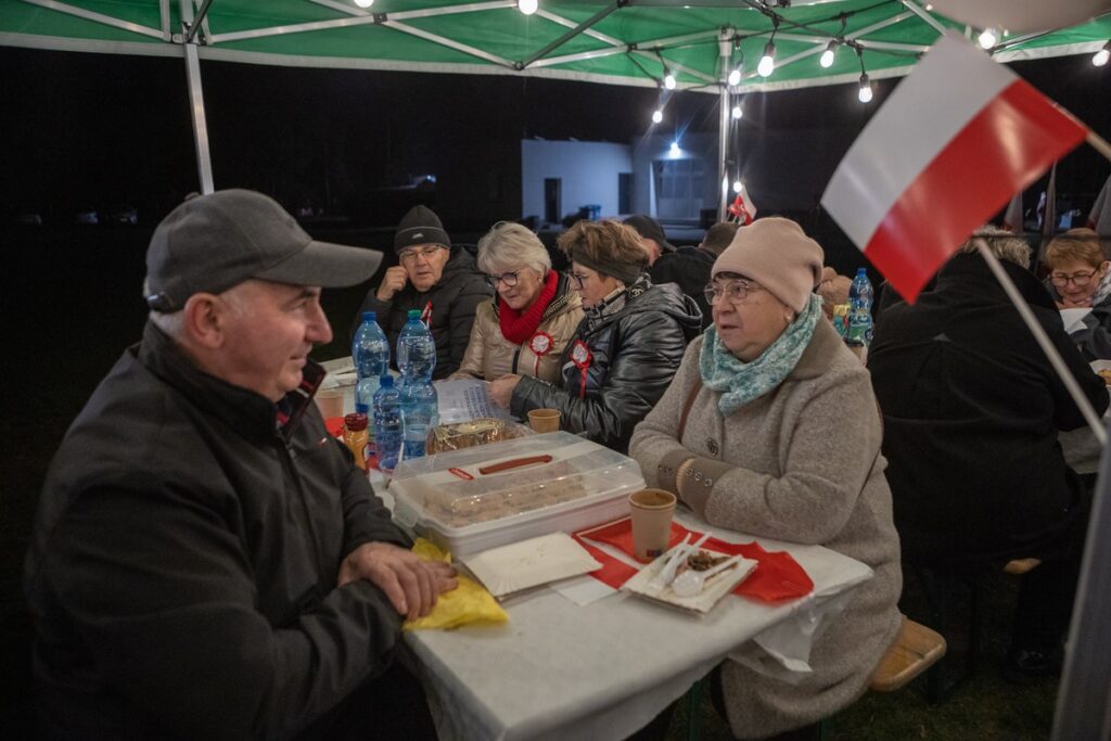 Piknik z okazji Dnia Niepodległości w Brukach Unisławskich, fot. Mikołaj Kuras dla UMWKP