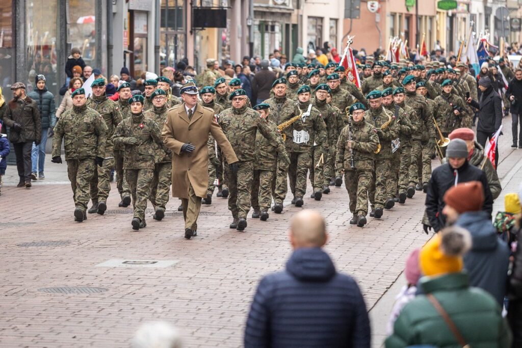 Obchody Narodowego Święta Niepodległości w Toruniu, fot. Szymon Zdzieblo/tarantoga.pl dla UMWKP