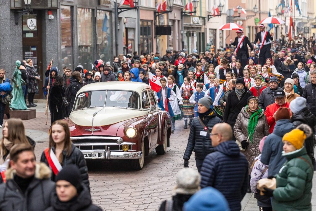 Obchody Narodowego Święta Niepodległości w Toruniu, fot. Szymon Zdzieblo/tarantoga.pl dla UMWKP