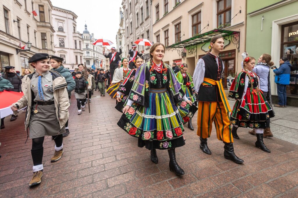 Obchody Narodowego Święta Niepodległości w Toruniu, fot. Szymon Zdzieblo/tarantoga.pl dla UMWKP