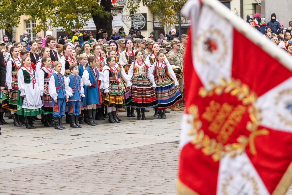 Obchody Narodowego Święta Niepodległości w Toruniu, fot. Szymon Zdzieblo/tarantoga.pl dla UMWKP