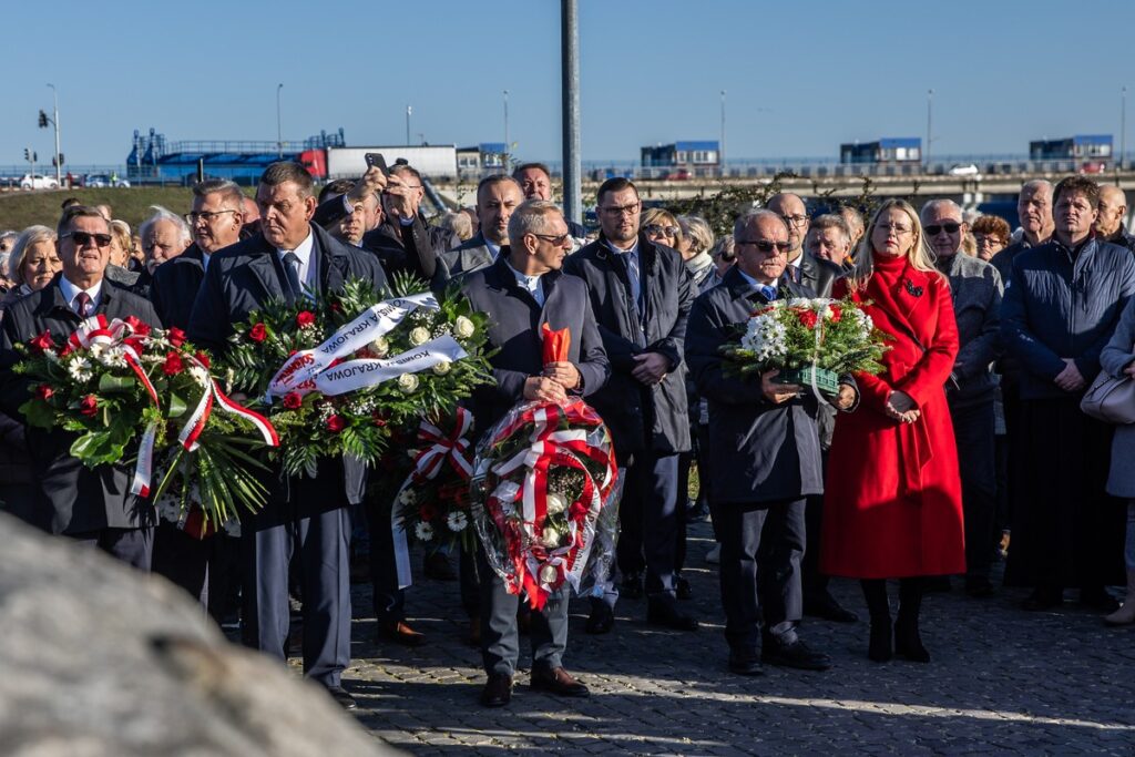 Obchody 40. rocznicy śmierci ks. Jerzego Popiełuszki we Włocławku, fot. Andrzej Goiński/UMWKP