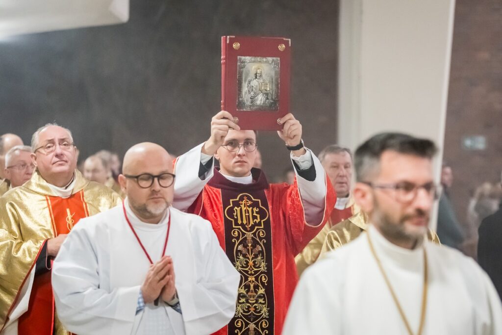 Bydgoszcz: "Stabat Mater" Pergolesiego i uroczysta msza, fot. Tomasz Czachorowski/eventphoto dla UMWKP