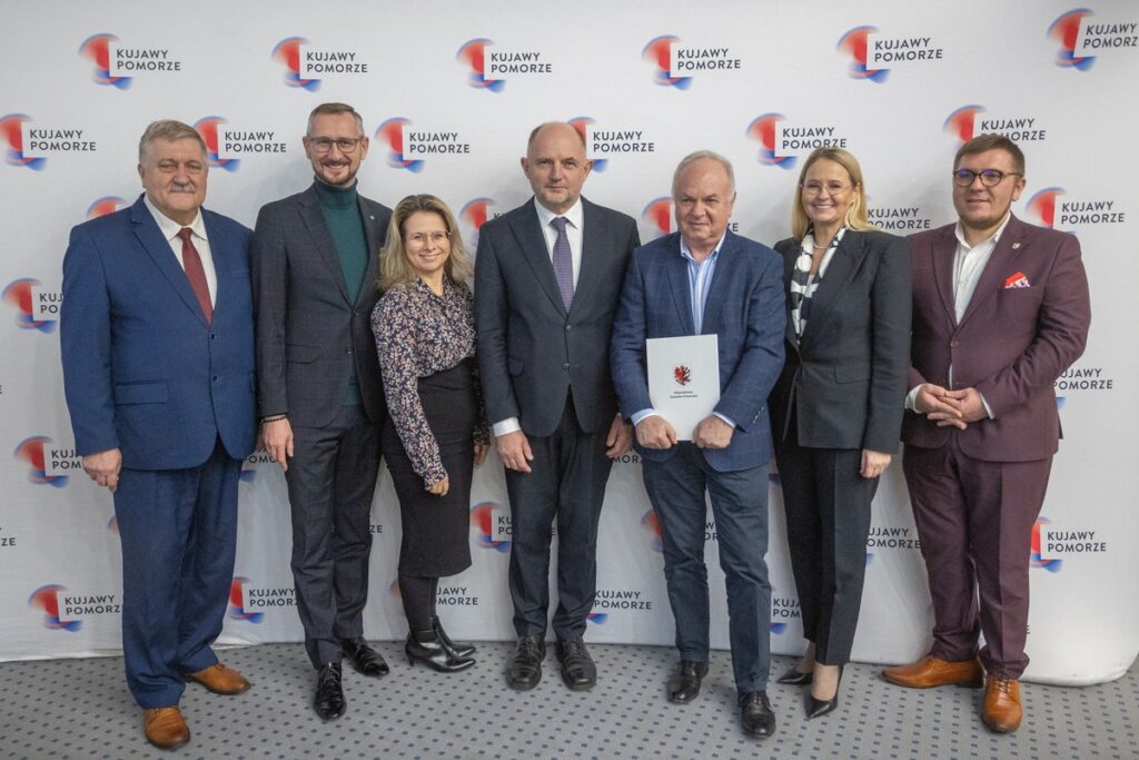 Ceremonia podpisania umów FEdKP oraz umowy z operatorem pożyczek dla przedsiębiorców, fot. Mikołaj Kuras dla UMWKP