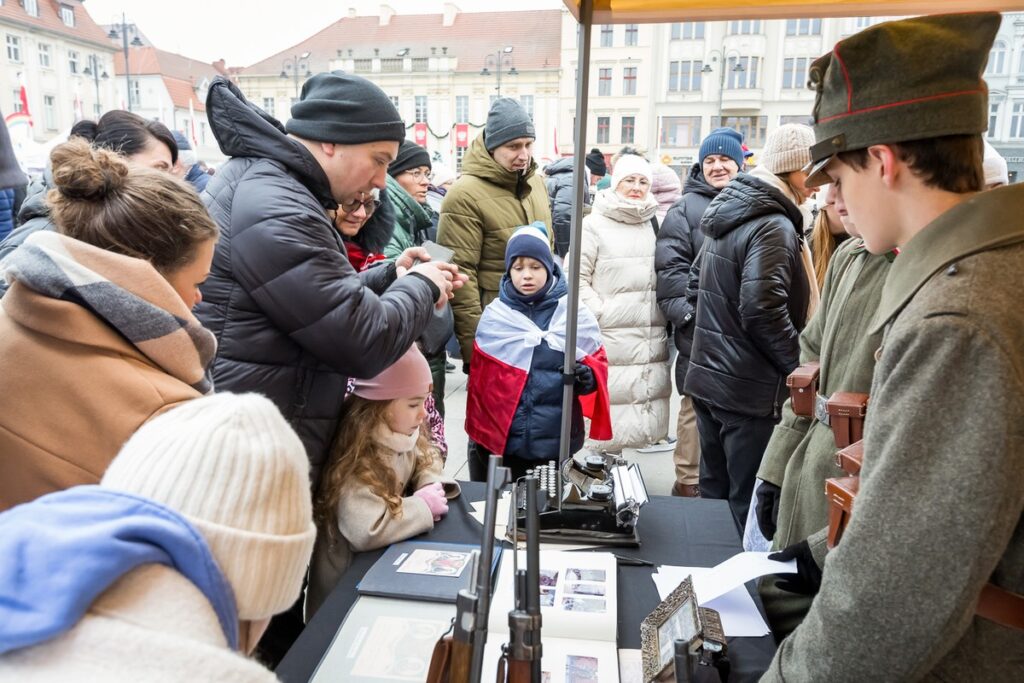 Obchody Narodowego Święta Niepodległości w Bydgoszczy, fot. Tomasz Czachorowski/eventphoto.com.pl dla UMWKP