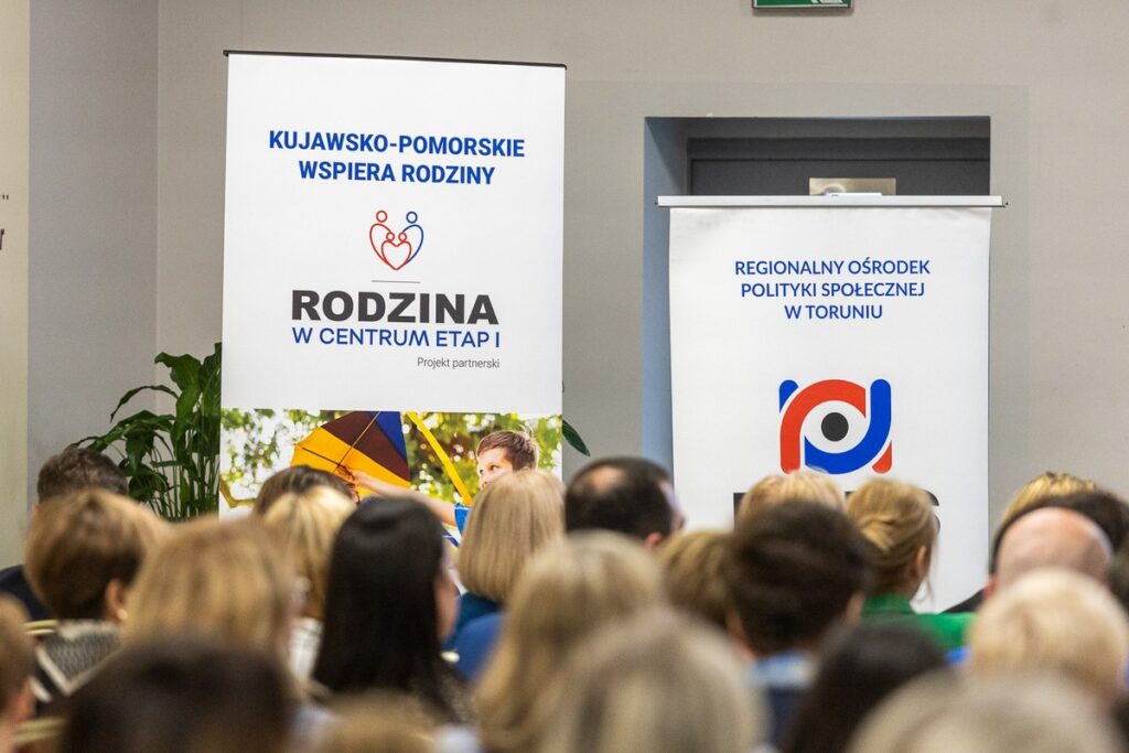 Regionalne Forum Polityki Społecznej w Toruniu, fot. Szymon Zdziebło/tarantoga dla UMWKP