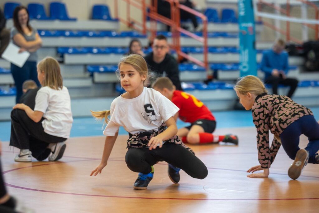 Sportowy piknik rodzinny w Radziejowie, fot. Mikołaj Kuras dla UMWKP