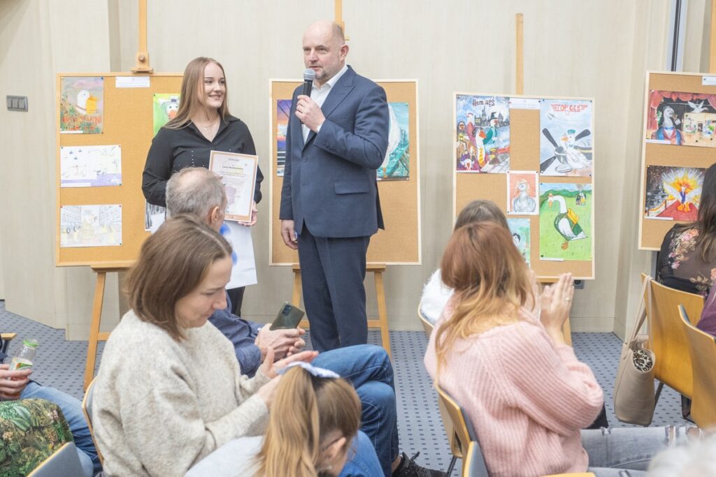 Wręczenie nagród w konkurach gęsinowych. Fot. Mikołaj Kuras dla UMWKP