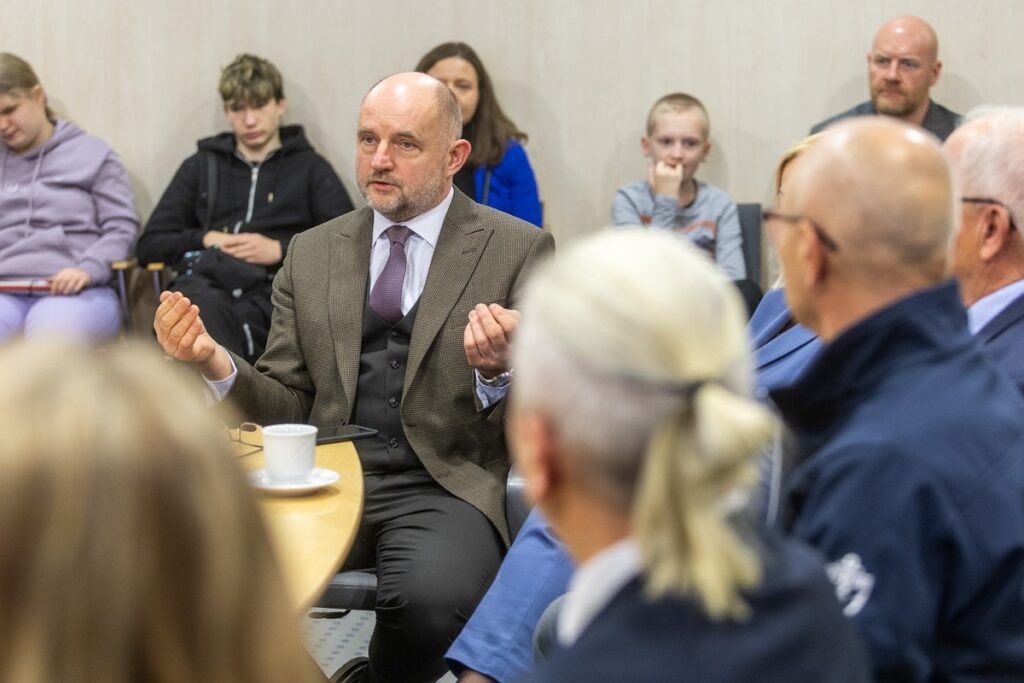 Meeting on the “Dar Kujaw i Pomorza” sailing ship, photo by Szymon Zdziebło/tarantoga for UMWKP