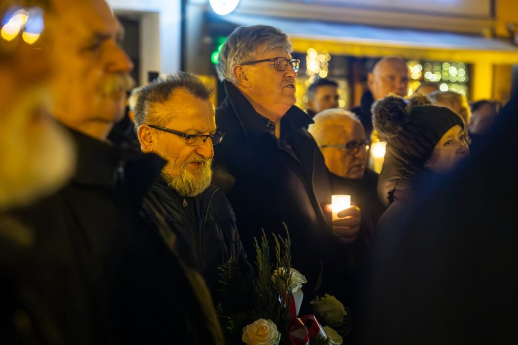 Obchody 43. rocznicy wprowadzenia stanu wojennego w Toruniu, fot. Szymon Zdziebło/tarantoga.pl dla UMWKP