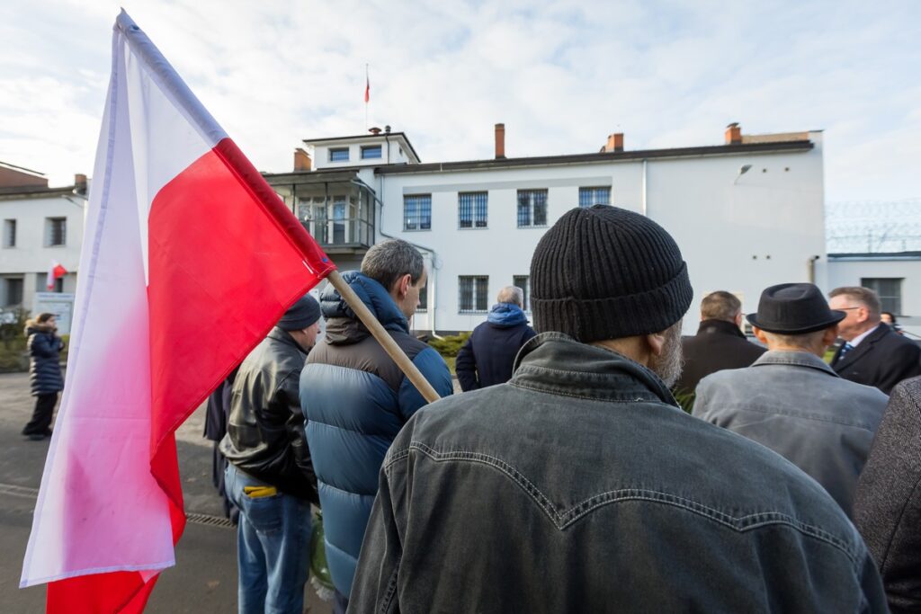 Obchody 43. rocznicy wprowadzenia stanu wojennego w Potulicach, fot. Tomasz Czachorowski/eventphoto.com.pl dla UMWKP