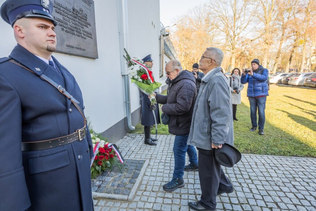 Obchody 43. rocznicy wprowadzenia stanu wojennego w Potulicach, fot. Tomasz Czachorowski/eventphoto.com.pl dla UMWKP