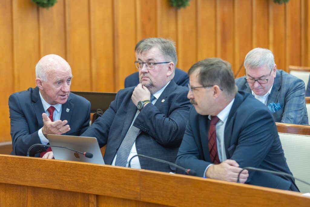 Sesja budżetowa sejmiku województwa, fot. Mikołaj Kuras dla UMWKP