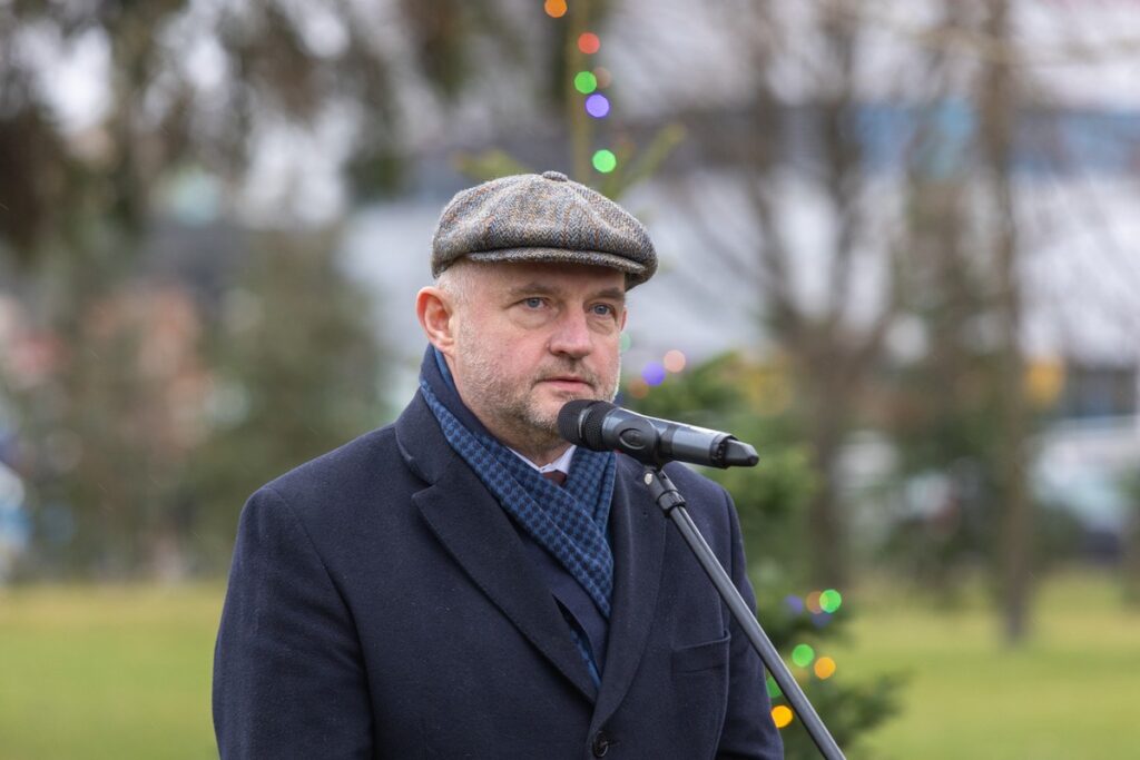 Kolęda dla Nieobecnych, uroczyste spotkanie pod pomnikiem w toruńskim Parku Pamięci, fot. Mikołaj Kuras dla UMWKP