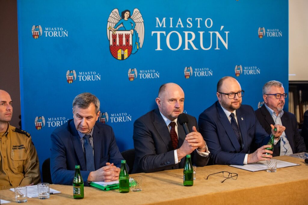 Meeting on the organization of New Year's Eve in Toruń, photo by Andrzej Goiński, UMWKP