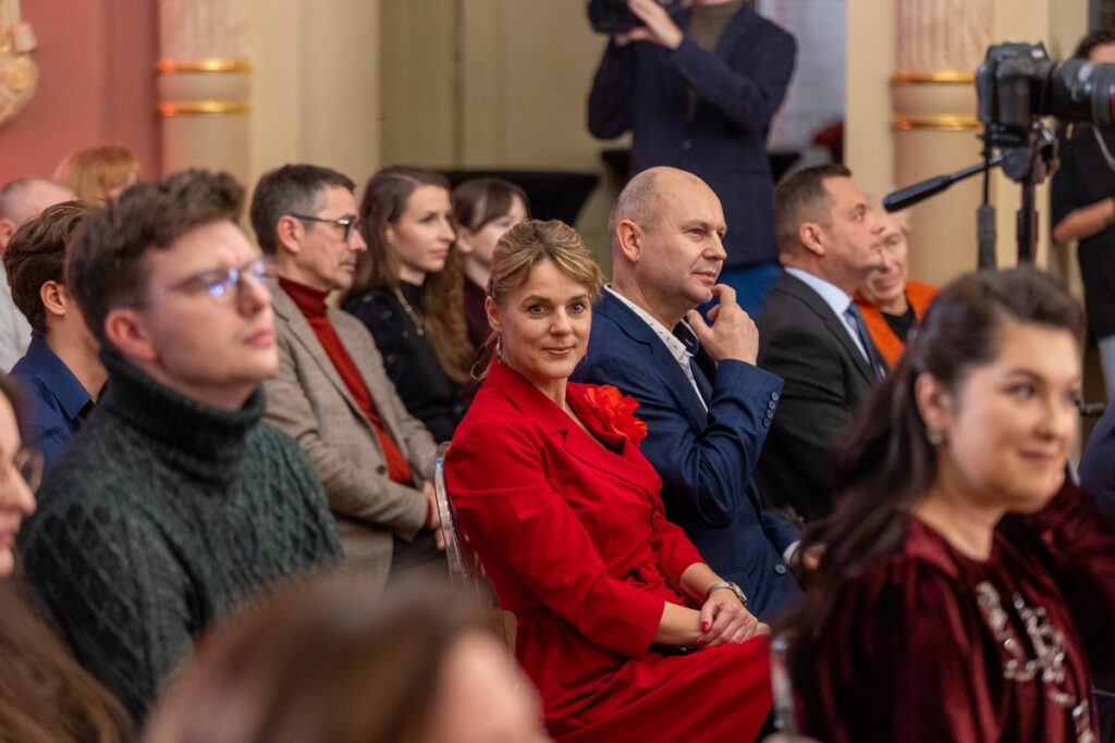 Wręczenie nagród dziennikarzom - laureatom konkursu promującego fundusze europejskie, fot. Mikołaj Kuras dla UMWKP